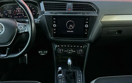 Volkswagen Tiguan II, 2019 год, 2 650 000 рублей, 10 фотография