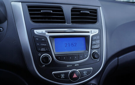 Hyundai Solaris II рестайлинг, 2012 год, 845 000 рублей, 14 фотография