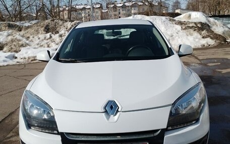 Renault Megane III, 2013 год, 850 000 рублей, 1 фотография
