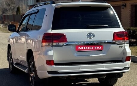 Toyota Land Cruiser 200, 2020 год, 6 700 000 рублей, 6 фотография