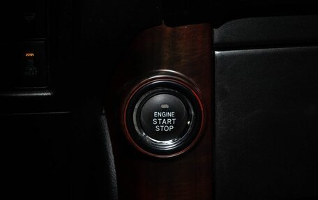 Toyota Land Cruiser Prado 150 рестайлинг 2, 2015 год, 3 800 000 рублей, 15 фотография