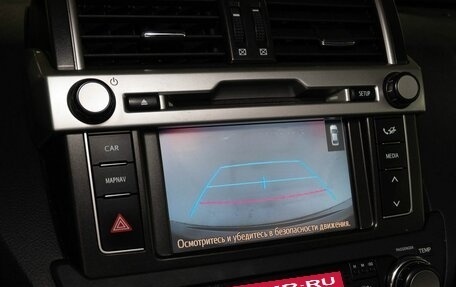 Toyota Land Cruiser Prado 150 рестайлинг 2, 2015 год, 3 800 000 рублей, 19 фотография