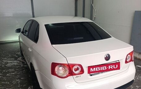 Volkswagen Jetta VI, 2010 год, 549 000 рублей, 3 фотография