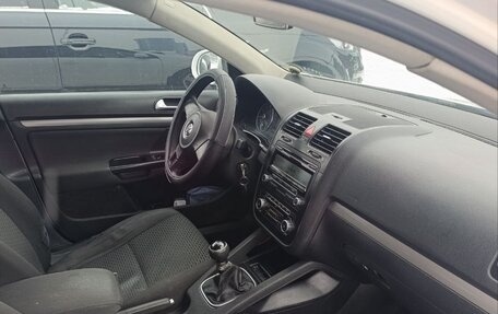 Volkswagen Jetta VI, 2010 год, 549 000 рублей, 13 фотография