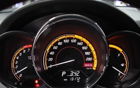 Toyota Yaris, 2022 год, 1 400 000 рублей, 12 фотография