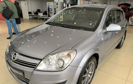 Opel Astra H, 2011 год, 550 000 рублей, 1 фотография