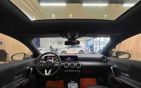 Mercedes-Benz A-Класс, 2022 год, 2 300 000 рублей, 8 фотография