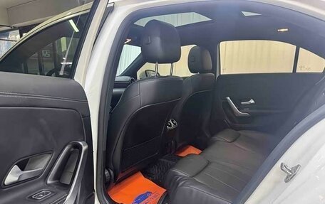 Mercedes-Benz A-Класс, 2022 год, 2 300 000 рублей, 12 фотография