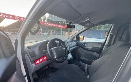 Hyundai H-1 II рестайлинг, 2017 год, 2 450 000 рублей, 3 фотография