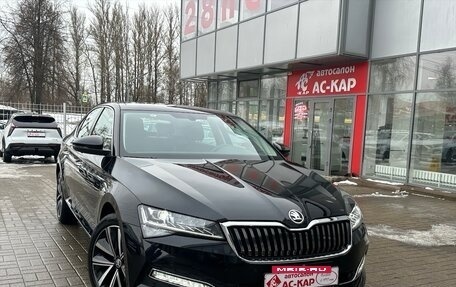 Skoda Superb III рестайлинг, 2025 год, 3 450 000 рублей, 5 фотография