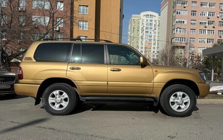 Toyota Land Cruiser 100 рестайлинг 2, 2006 год, 2 400 000 рублей, 3 фотография