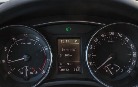 Skoda Superb III рестайлинг, 2012 год, 940 000 рублей, 10 фотография