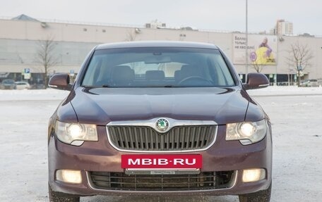 Skoda Superb III рестайлинг, 2012 год, 940 000 рублей, 2 фотография