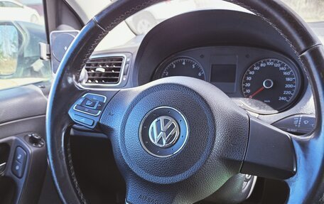 Volkswagen Polo VI (EU Market), 2011 год, 860 000 рублей, 7 фотография