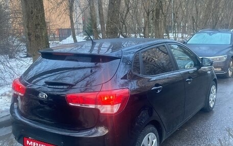 KIA Rio III рестайлинг, 2015 год, 1 099 000 рублей, 4 фотография