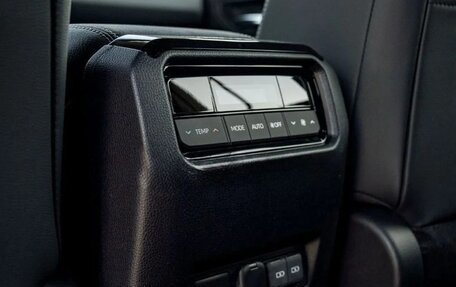 Toyota Land Cruiser Prado, 2025 год, 9 352 000 рублей, 15 фотография