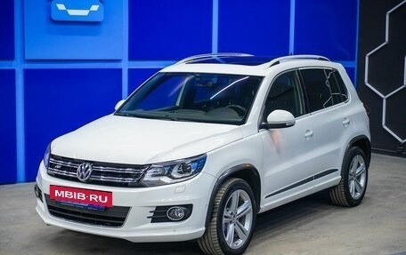 Volkswagen Tiguan I, 2014 год, 2 280 000 рублей, 2 фотография