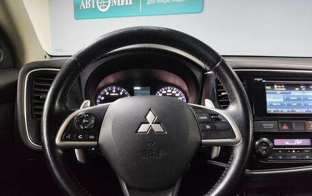 Mitsubishi Outlander III рестайлинг 3, 2013 год, 1 575 000 рублей, 15 фотография