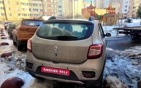 Renault Sandero II рестайлинг, 2018 год, 900 000 рублей, 2 фотография