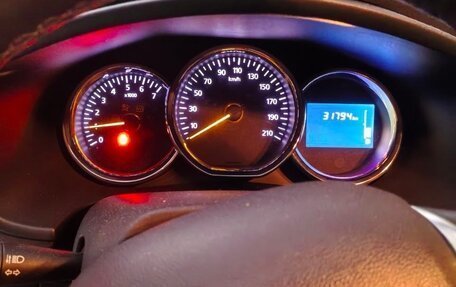 Renault Sandero II рестайлинг, 2018 год, 1 000 000 рублей, 2 фотография