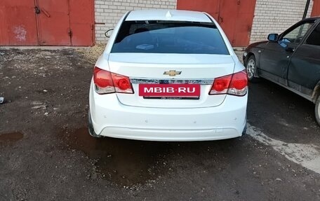 Chevrolet Cruze II, 2013 год, 645 000 рублей, 3 фотография