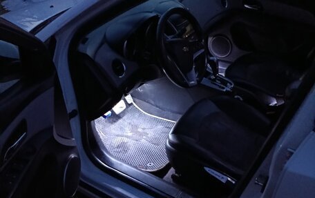 Chevrolet Cruze II, 2013 год, 645 000 рублей, 13 фотография