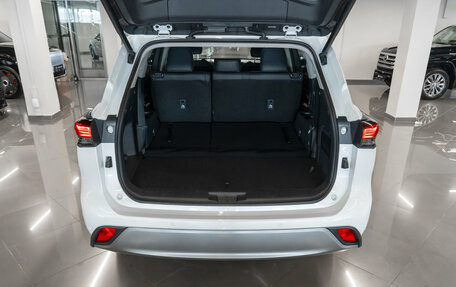 Toyota Highlander, 2025 год, 5 650 000 рублей, 29 фотография