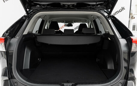 Toyota RAV4, 2022 год, 3 400 000 рублей, 8 фотография