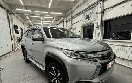 Mitsubishi Pajero Sport III рестайлинг, 2017 год, 3 420 000 рублей, 1 фотография
