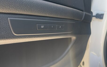 BMW 5 серия, 2015 год, 1 700 000 рублей, 14 фотография