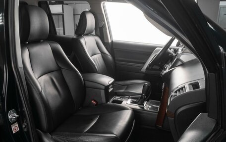 Toyota Land Cruiser Prado 150 рестайлинг 2, 2014 год, 3 499 000 рублей, 12 фотография