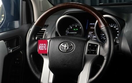 Toyota Land Cruiser Prado 150 рестайлинг 2, 2014 год, 3 499 000 рублей, 31 фотография