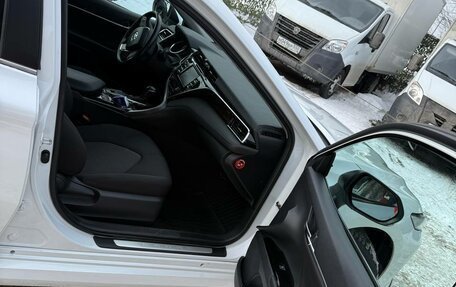 Toyota Camry, 2019 год, 2 888 000 рублей, 8 фотография