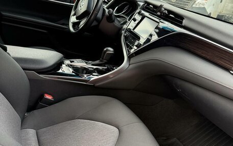 Toyota Camry, 2019 год, 2 888 000 рублей, 6 фотография