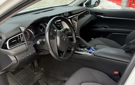 Toyota Camry, 2019 год, 2 888 000 рублей, 14 фотография