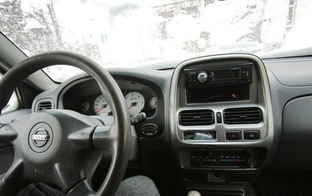 Nissan NP300, 2012 год, 700 000 рублей, 6 фотография