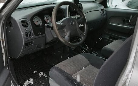 Nissan NP300, 2012 год, 700 000 рублей, 11 фотография