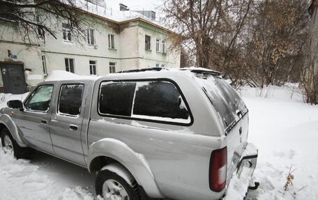 Nissan NP300, 2012 год, 700 000 рублей, 5 фотография