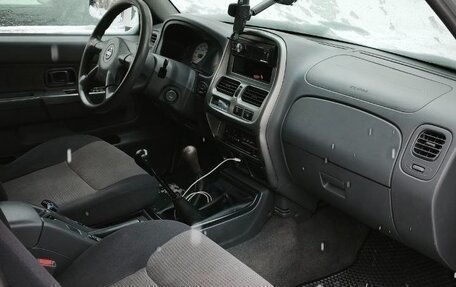 Nissan NP300, 2012 год, 700 000 рублей, 9 фотография