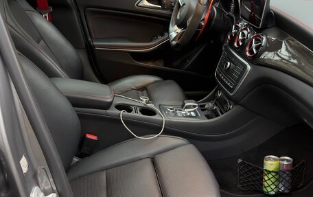 Mercedes-Benz GLA AMG, 2016 год, 3 250 000 рублей, 8 фотография