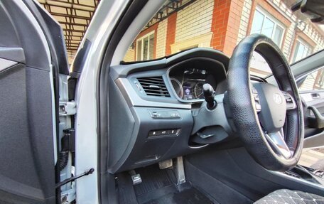 Hyundai Sonata VII, 2019 год, 2 050 000 рублей, 20 фотография