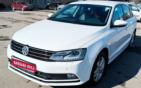 Volkswagen Jetta VI, 2015 год, 2 200 000 рублей, 4 фотография