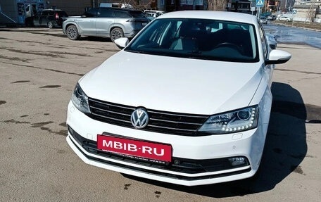 Volkswagen Jetta VI, 2015 год, 2 200 000 рублей, 3 фотография
