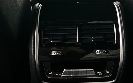 BMW X5, 2023 год, 13 000 000 рублей, 14 фотография