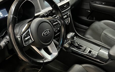 KIA Optima IV, 2018 год, 2 000 000 рублей, 9 фотография