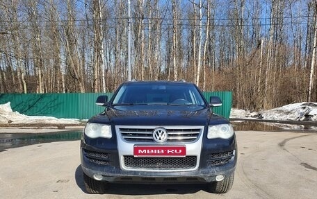 Volkswagen Touareg III, 2008 год, 1 300 000 рублей, 1 фотография