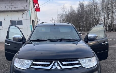 Mitsubishi Pajero Sport II рестайлинг, 2013 год, 1 830 000 рублей, 8 фотография