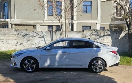 Hyundai Elantra, 2021 год, 1 715 000 рублей, 3 фотография