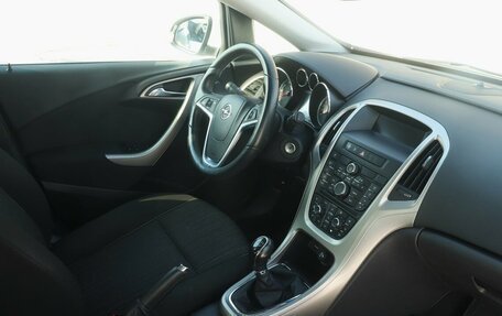 Opel Astra J, 2012 год, 710 000 рублей, 6 фотография