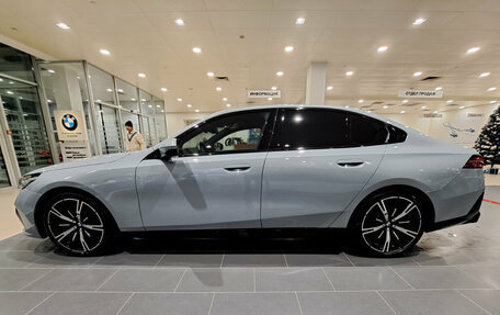 BMW 5 серия, 2023 год, 7 400 000 рублей, 10 фотография